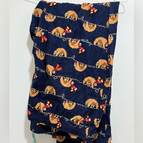 Gently Used Sloth Pajama Pants in XXL - Picture 1 of 4
